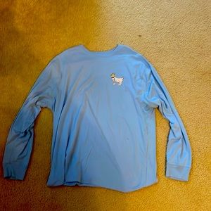 Mens long sleeve shirt.
